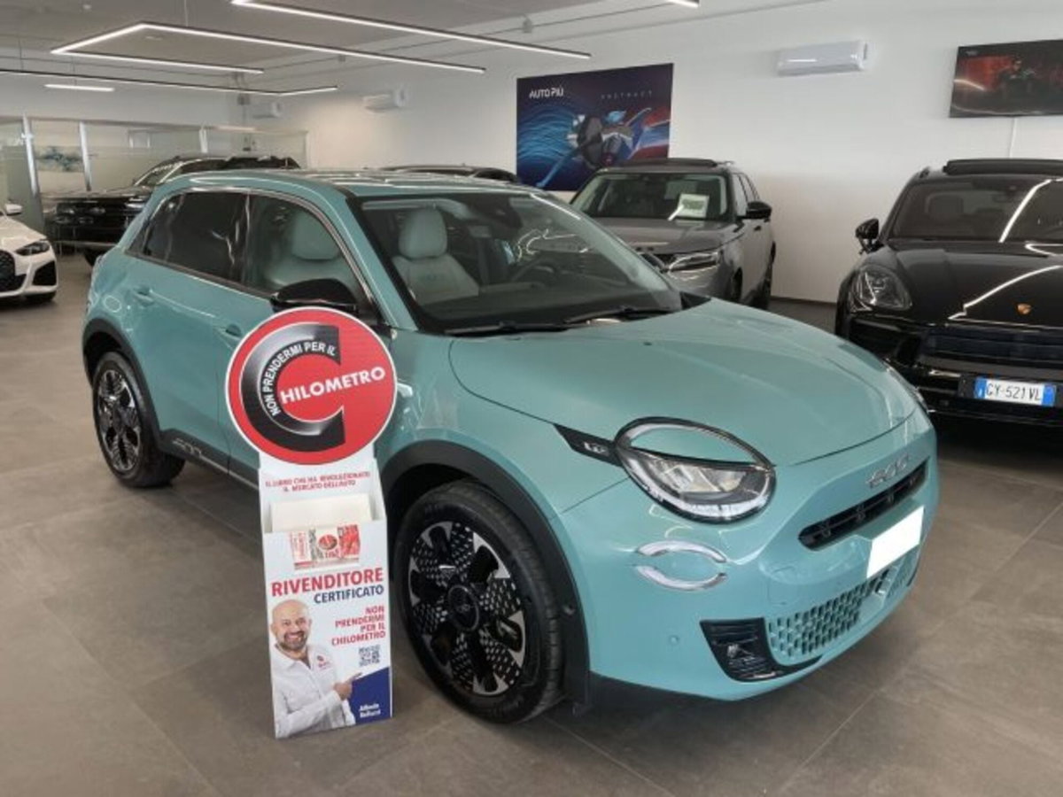 Fiat 600 1.2 hybrid La Prima 110cv auto