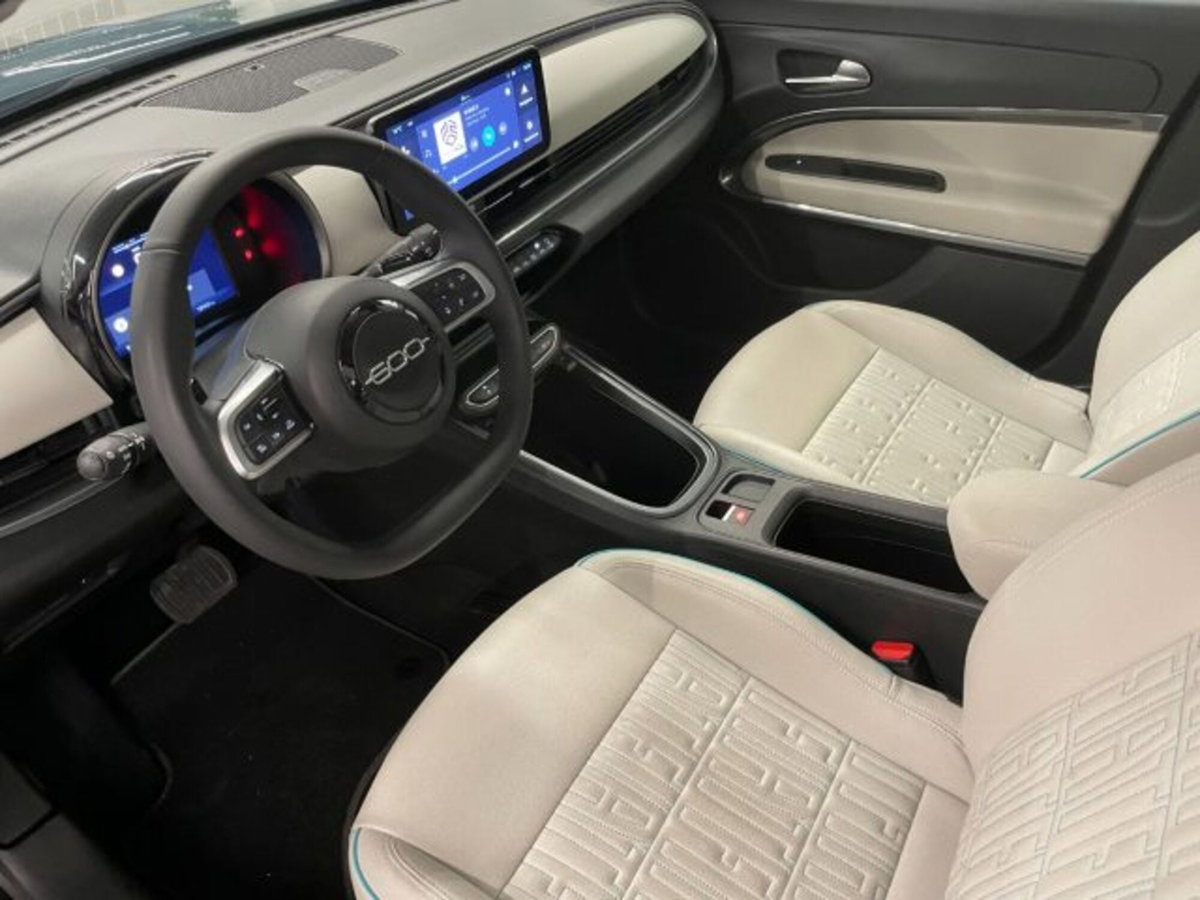 Fiat 600 1.2 hybrid La Prima 110cv auto (13)