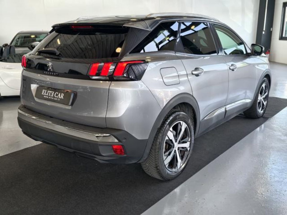 Peugeot 3008 BlueHDi 130 S&S EAT8 GT Line (4)