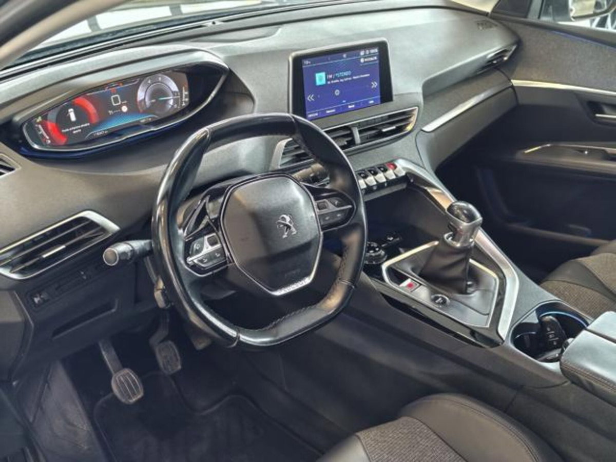 Peugeot 3008 BlueHDi 130 S&S EAT8 GT Line (9)