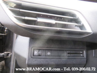 Peugeot 3008 BlueHDi 130 S&S EAT8 Allure Pack (14)