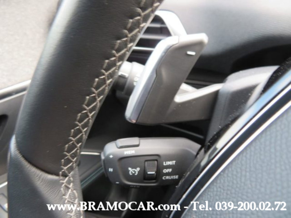 Peugeot 3008 BlueHDi 130 S&S EAT8 Allure Pack (17)