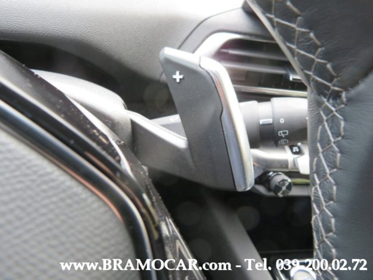Peugeot 3008 BlueHDi 130 S&S EAT8 Allure Pack (18)