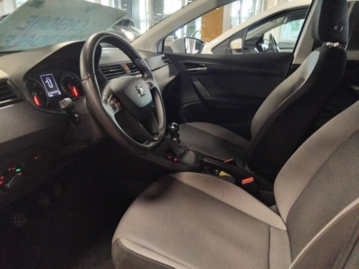 SEAT Ibiza 1.6 TDI 95 CV 5 porte Business (15)
