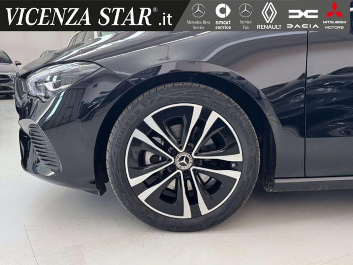 Mercedes-Benz CLA Shooting Brake 200 d Shooting Brake Sport (5)