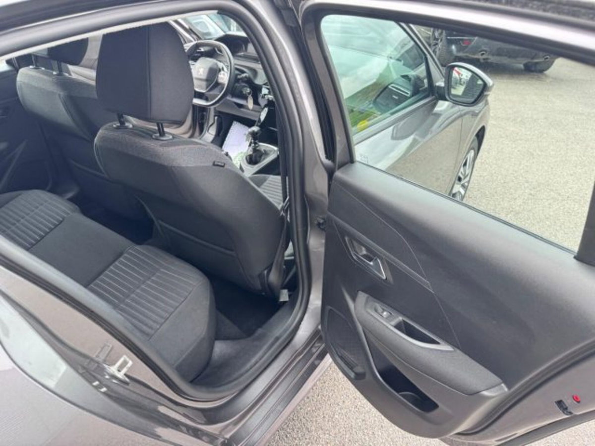 Peugeot 208 PureTech 100 Stop&Start 5 porte Allure (16)