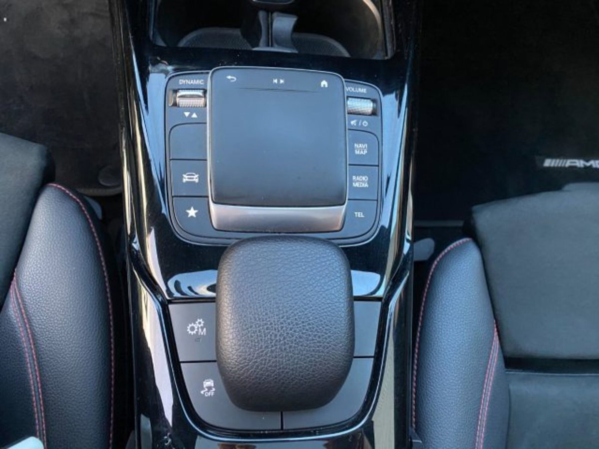 Mercedes-Benz Classe A Sedan 35 4Matic 4p. AMG (16)