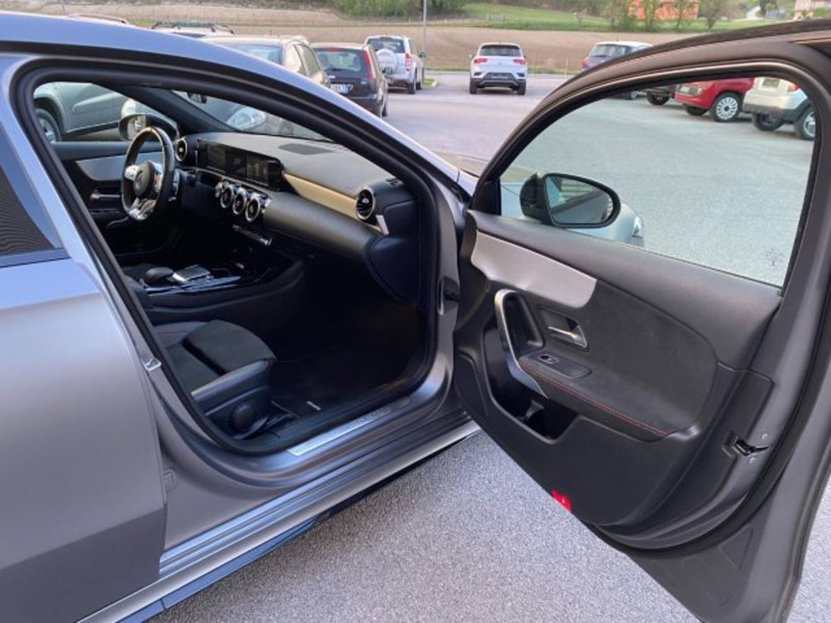 Mercedes-Benz Classe A Sedan 35 4Matic 4p. AMG (20)