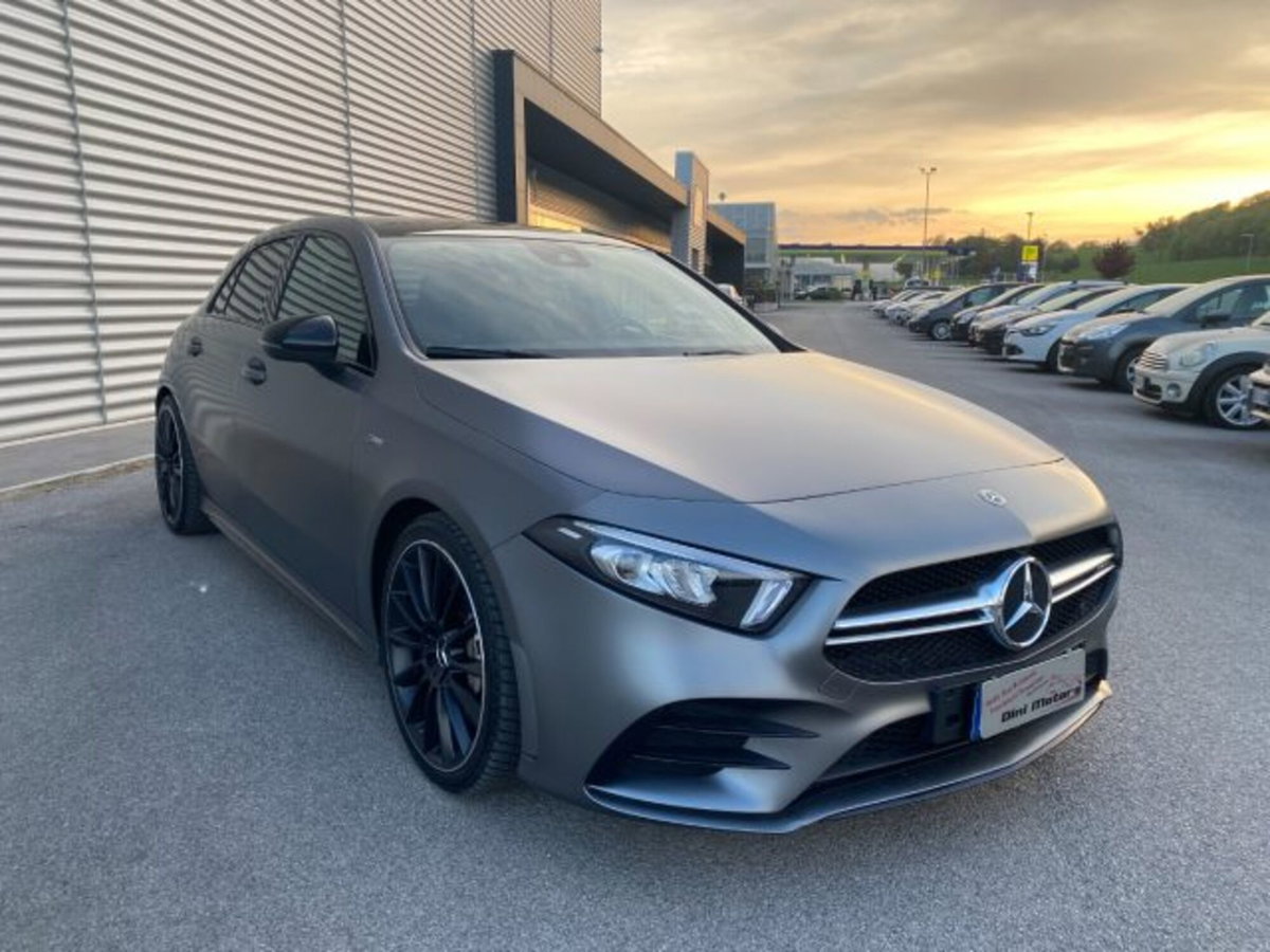 Mercedes-Benz Classe A Sedan 35 4Matic 4p. AMG (3)