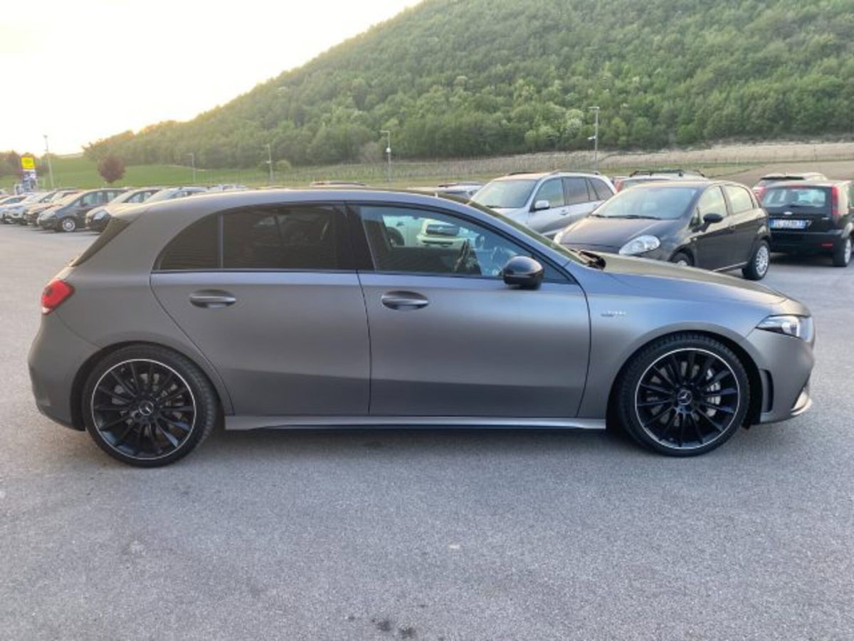 Mercedes-Benz Classe A Sedan 35 4Matic 4p. AMG (4)