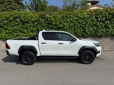 Toyota Hilux 2.8 D A/T 4WD porte Double Cab Invincible (5)