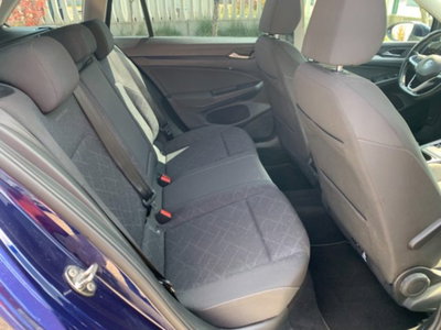 Volkswagen Golf Variant 2.0 TDI SCR DSG Life (11)