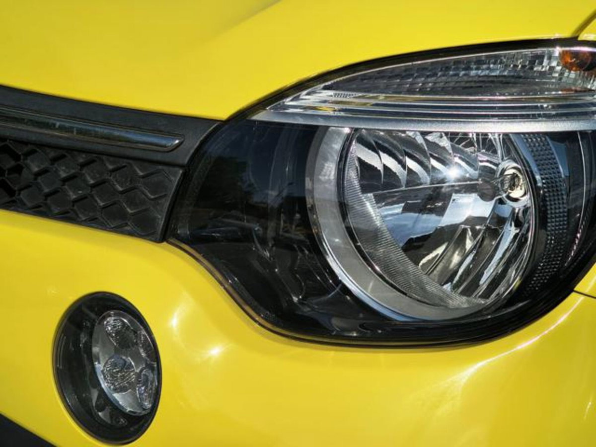 Renault Twingo 1.0 SCe Live (18)
