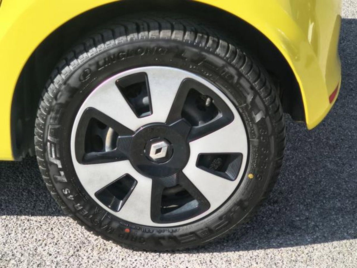 Renault Twingo 1.0 SCe Live (19)