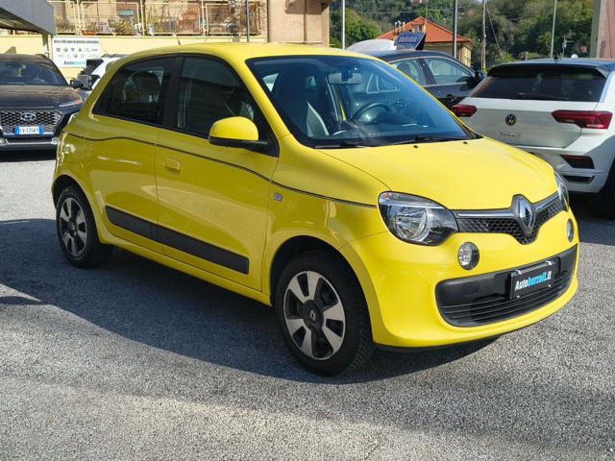 Renault Twingo 1.0 SCe Live (3)