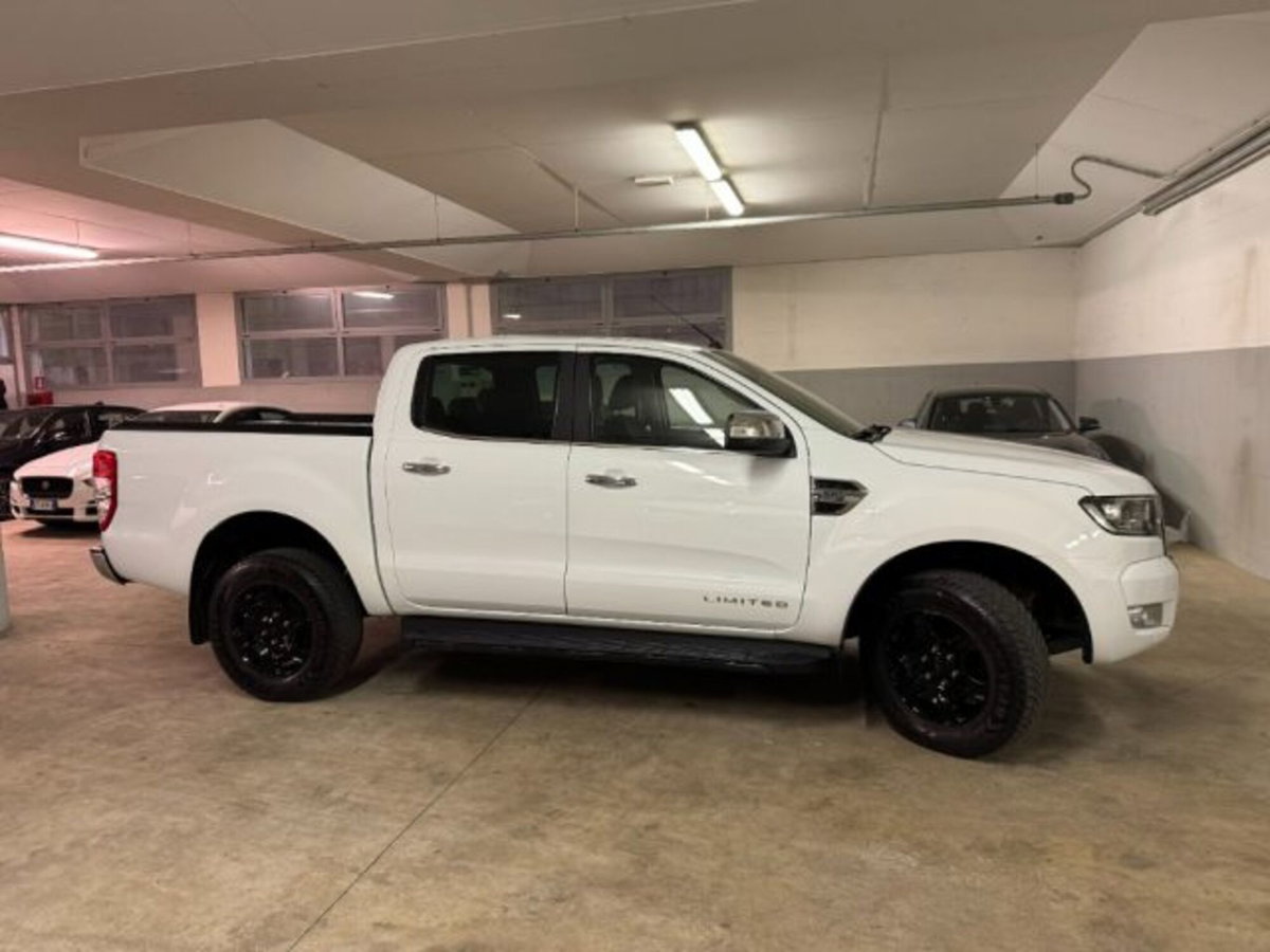 Ford Ranger Pick-up Ranger 3.2 TDCi DC Limited 5pt. (7)