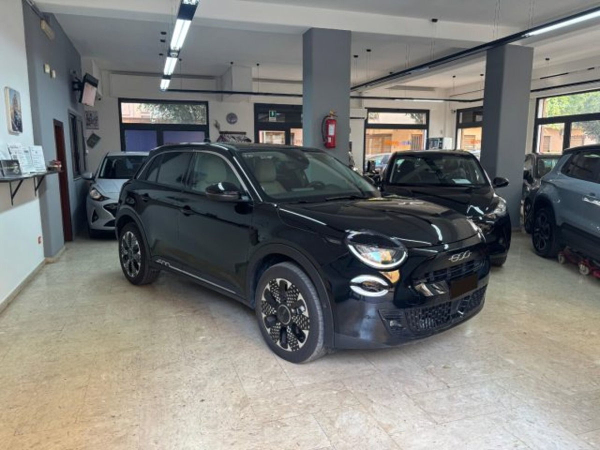 Fiat 600 1.2 hybrid La Prima 110cv auto