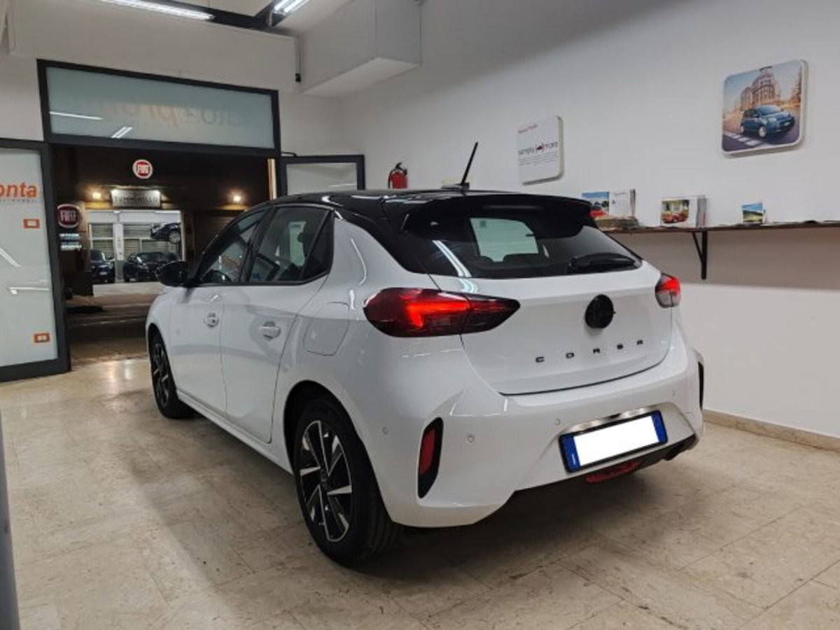 Opel Corsa 1.2 GS s&s 75cv (5)