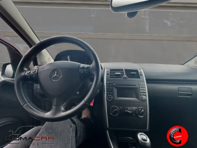 Mercedes-Benz Classe A 180 CDI Avantgarde (9)