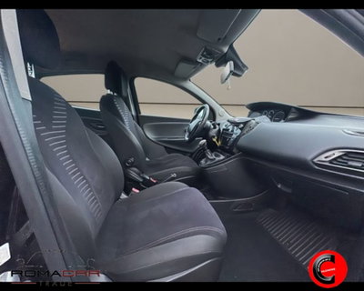 Lancia Ypsilon 0.9 TwinAir 85 CV 5 porte S&S DFN Platinum (9)