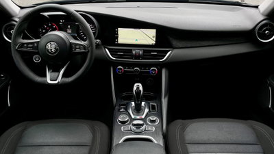 Alfa Romeo Giulia 2.2 Turbodiesel 160 CV AT8 Executive (17)