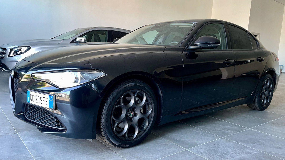 Alfa Romeo Giulia 2.2 Turbodiesel 160 CV AT8 Executive (3)