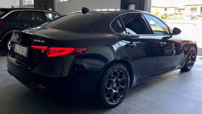 Alfa Romeo Giulia 2.2 Turbodiesel 160 CV AT8 Executive (8)