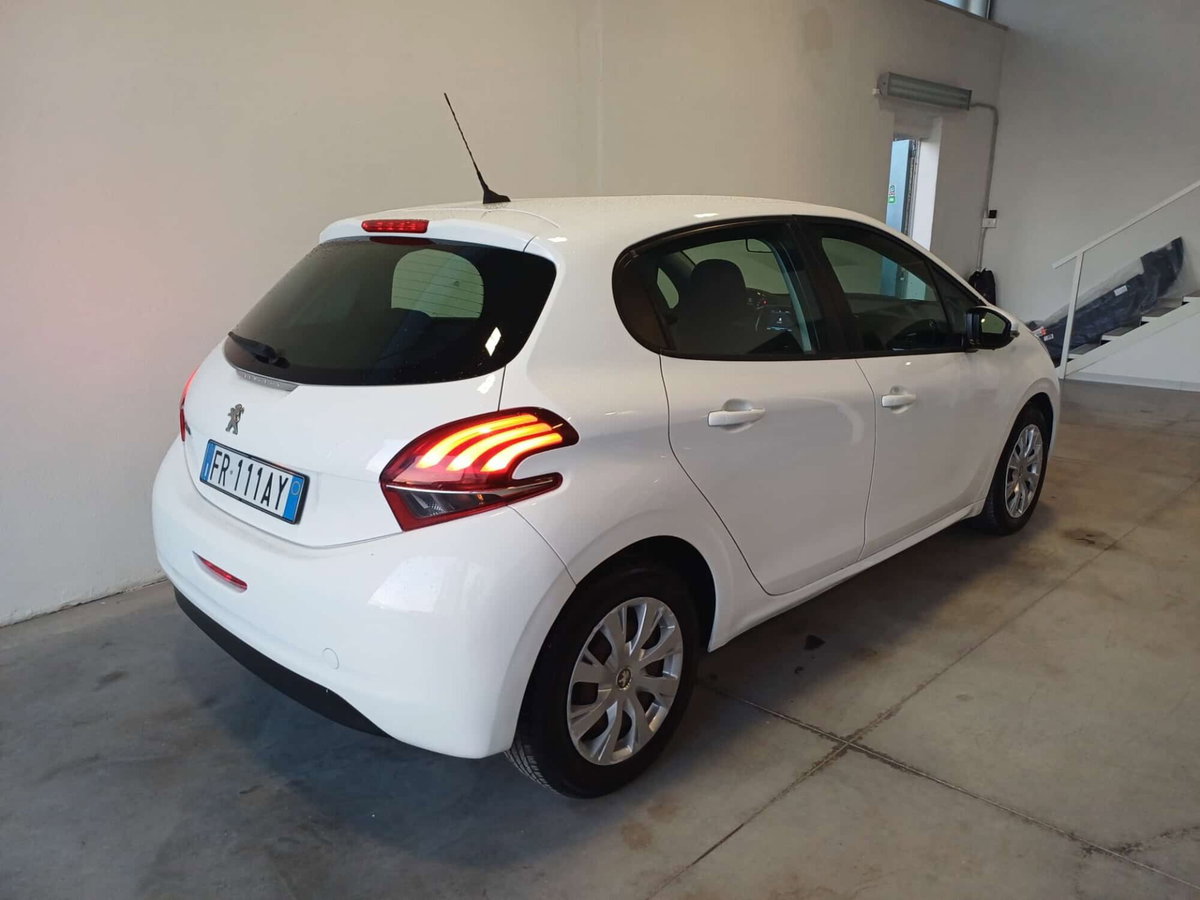 Peugeot 208 75 5 porte Active (4)