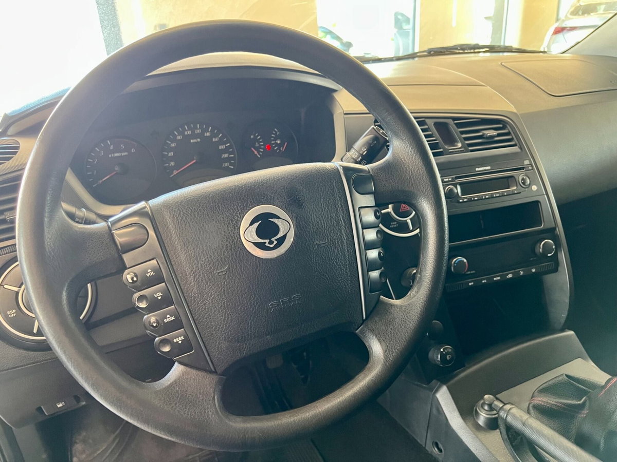 Ssangyong New Kyron 2.0 XVT 4WD Luxury (8)