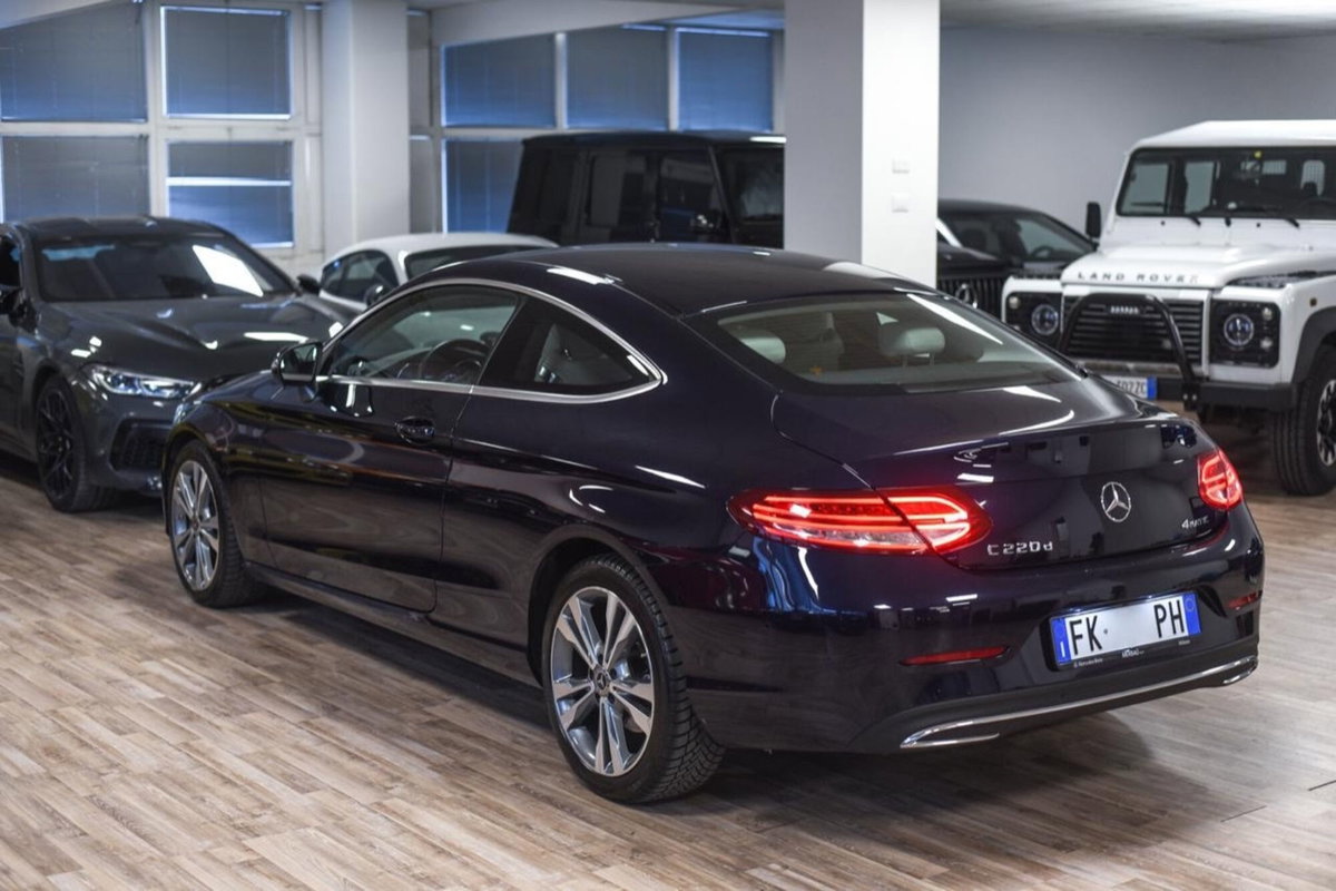 Mercedes-Benz Classe C 220 d 4Matic Auto Sport (3)