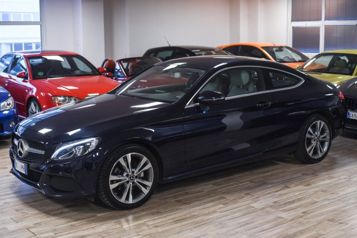 Mercedes-Benz Classe C 220 d 4Matic Auto Sport (4)