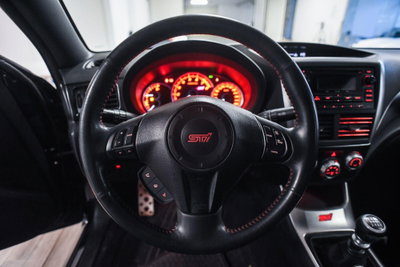 Subaru WRX STI 2.5 5p. (6)