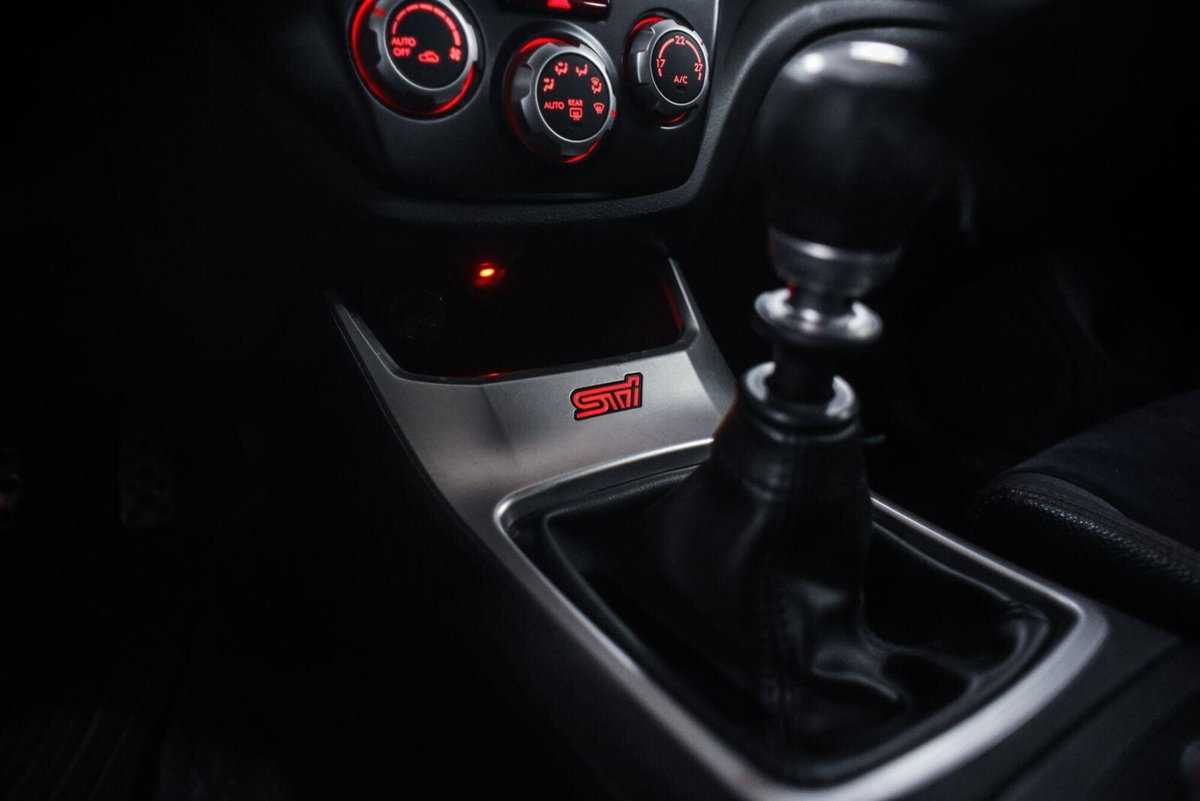 Subaru WRX STI 2.5 5p. (9)