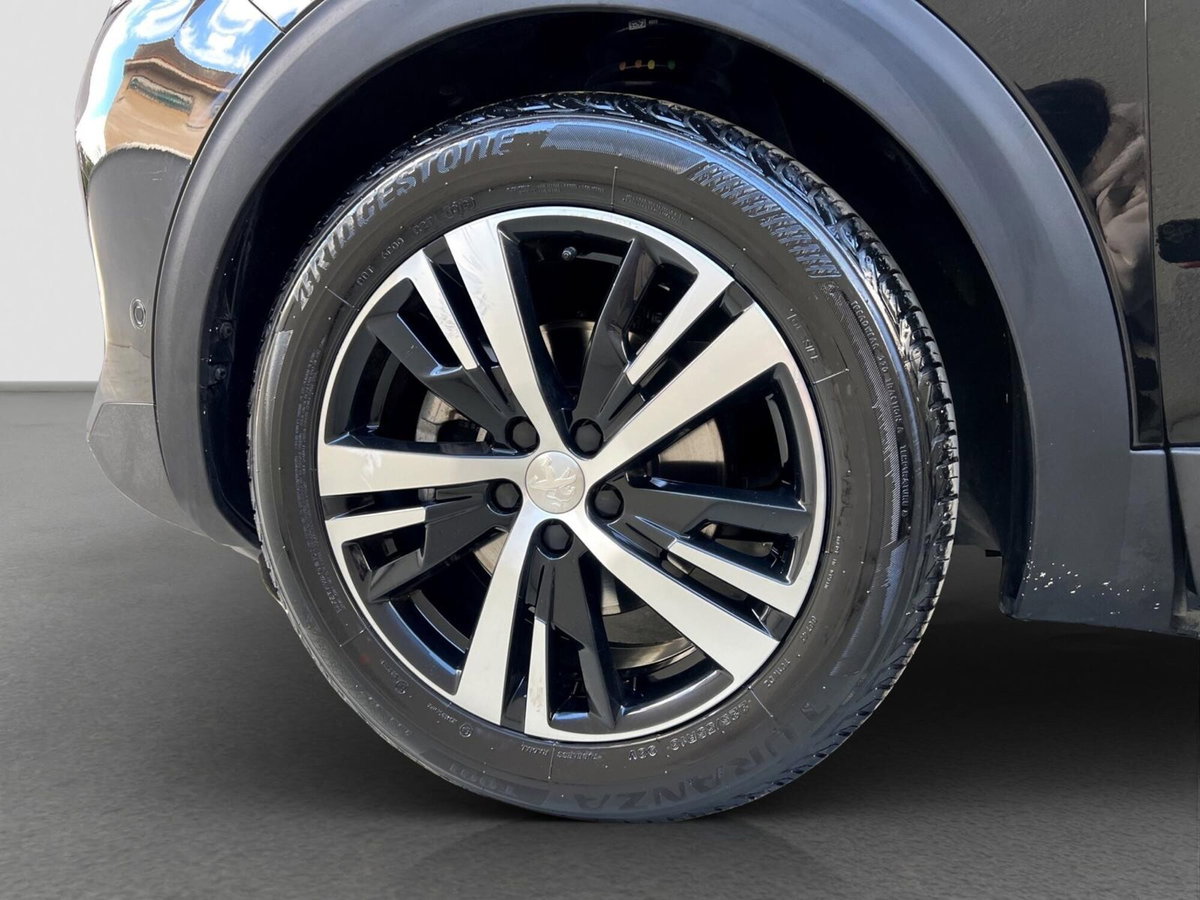 Peugeot 3008 BlueHDi 130 S&S EAT8 GT Pack (16)