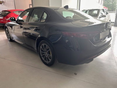 Alfa Romeo Giulia 2.2 Turbodiesel 180 CV AT8 Super (14)