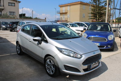 Ford Fiesta 1.4 5 porte Bz.- GPL Titanium (3)