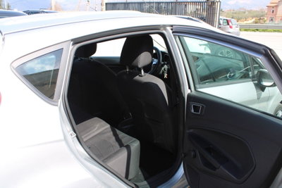 Ford Fiesta 1.4 5 porte Bz.- GPL Titanium (5)