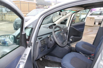 Lancia Musa 1.3 Multijet 16V 70 CV Argento (11)