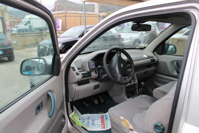 Land Rover Freelander 2.0 Td4 16V cat 3p. Softback (6)