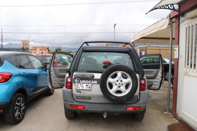 Land Rover Freelander 2.0 Td4 16V cat 3p. Softback (9)