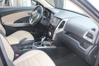 Ssangyong Tivoli 1.6d 2WD Go (10)