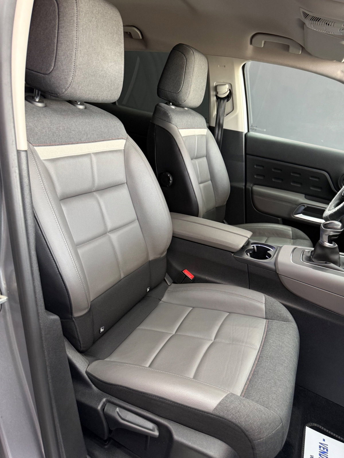 Citroen C5 Aircross Aircross BlueHDi 130 S&S Shine (17)