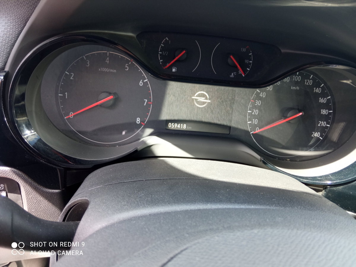 Opel Corsa 1.2 Edition (15)