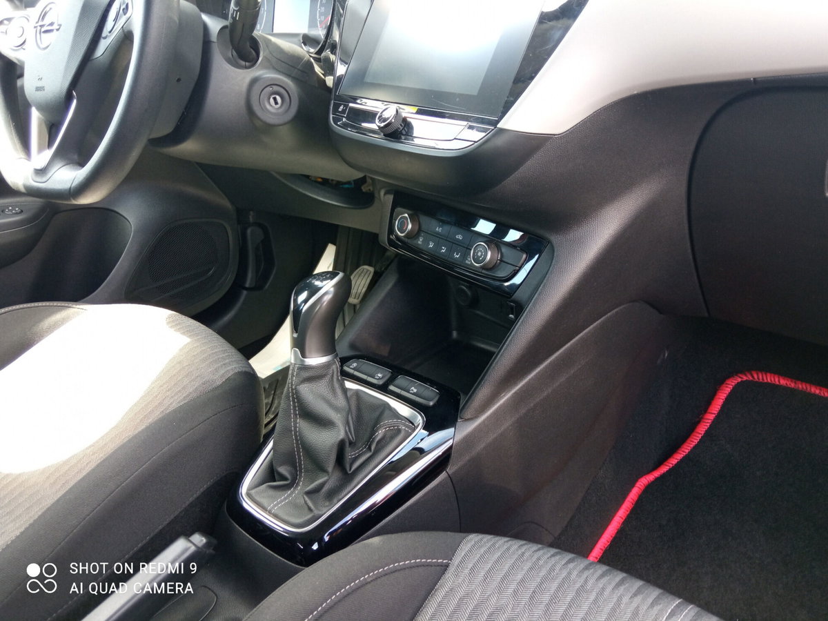 Opel Corsa 1.2 Edition (19)