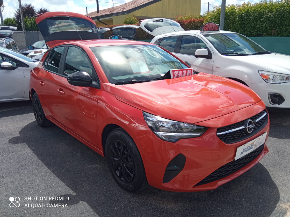 Opel Corsa 1.2 Edition (4)