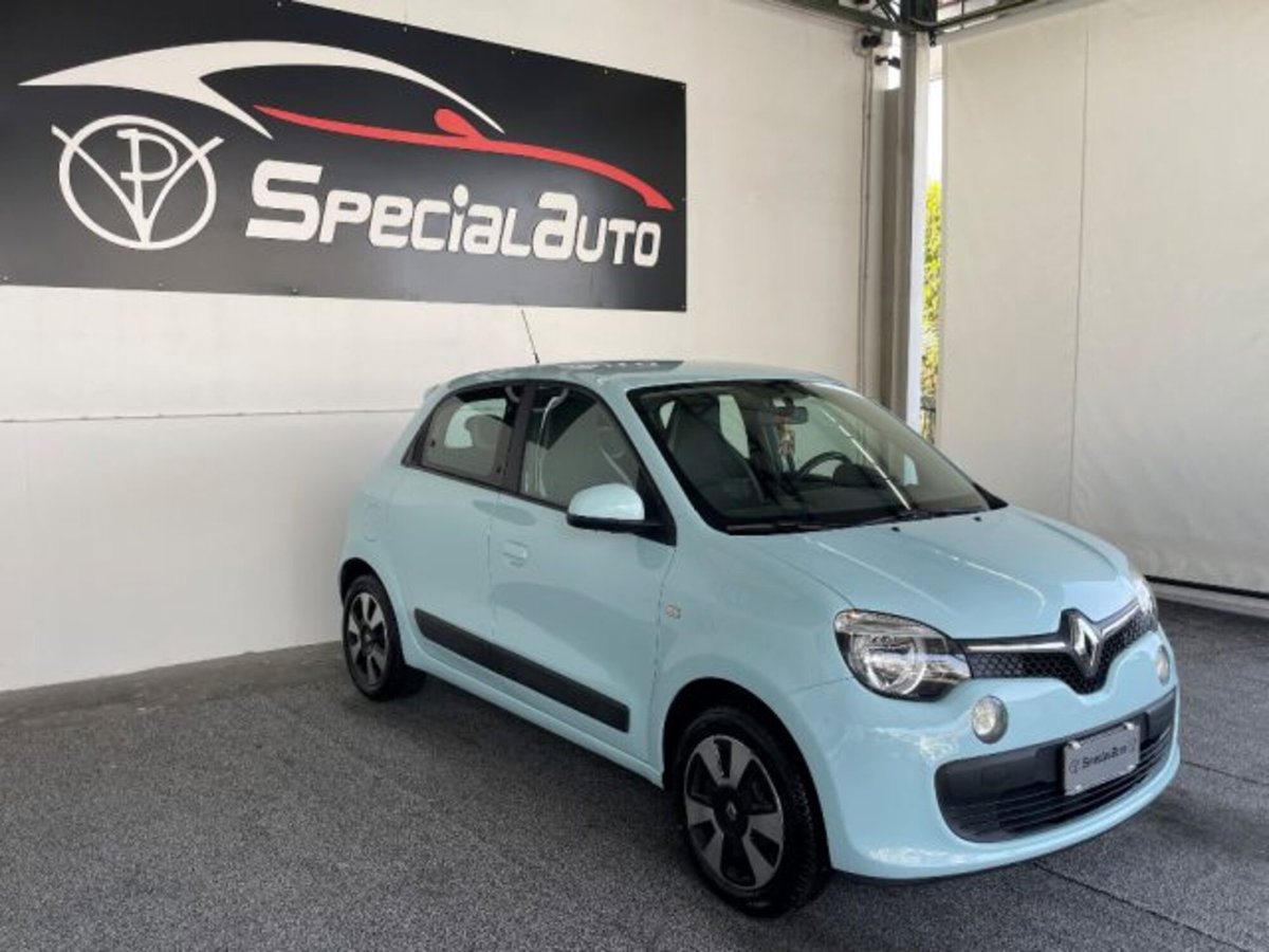 Renault Twingo 1.0 SCe Live (2)