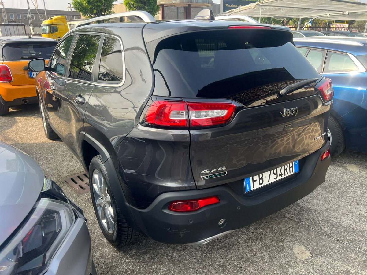 Jeep Cherokee 2.2 Mjt II 4WD Active Drive I Limited (6)