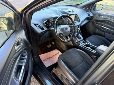 Ford Kuga 1.5 TDCI 120 CV S&S 2WD Powershift ST-Line (10)