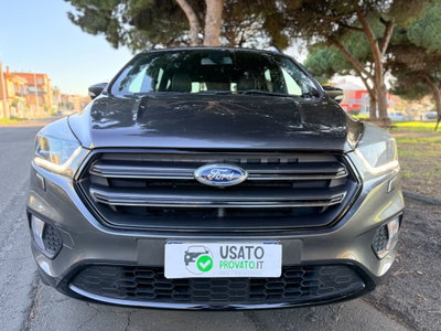 Ford Kuga 1.5 TDCI 120 CV S&S 2WD Powershift ST-Line (2)
