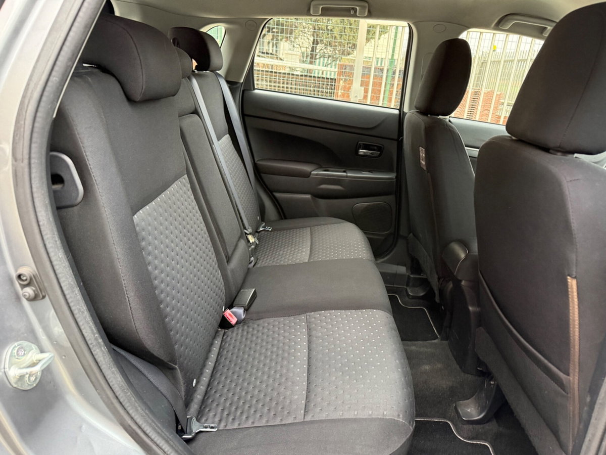 Mitsubishi ASX 1.6 2WD Intense ClearTec Panoramic (13)